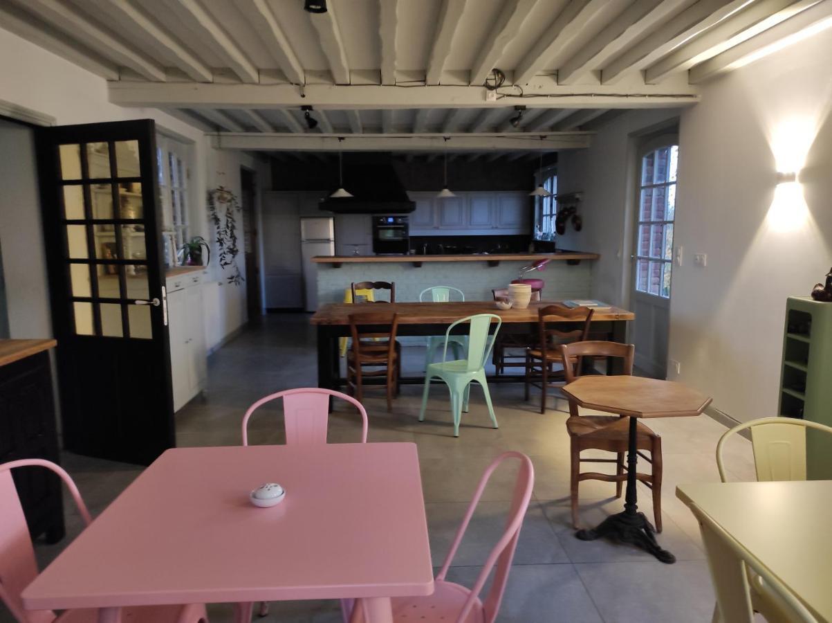 Letabli Hotel Ennetieres-en-Weppes ภายนอก รูปภาพ