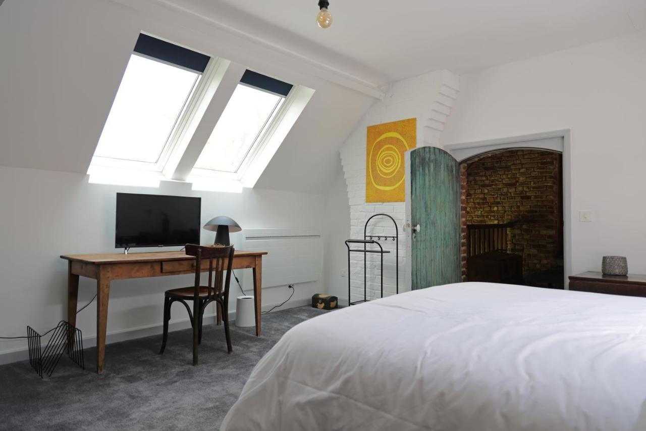 Letabli Hotel Ennetieres-en-Weppes ภายนอก รูปภาพ
